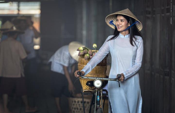 Bị Tôn Điện Anh đụng chạm, - Cảm hứng video marketing từ Hotspot Matrix