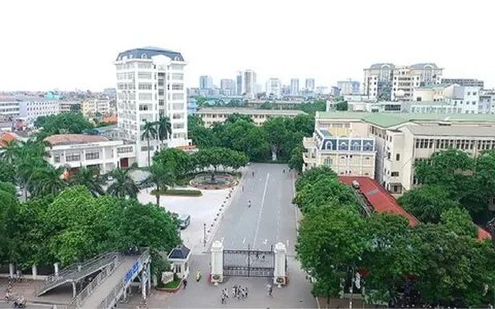 Trong một đoạn video diễn hài gần đây, Bi Béo- con trai của NSND, Cục trưởng